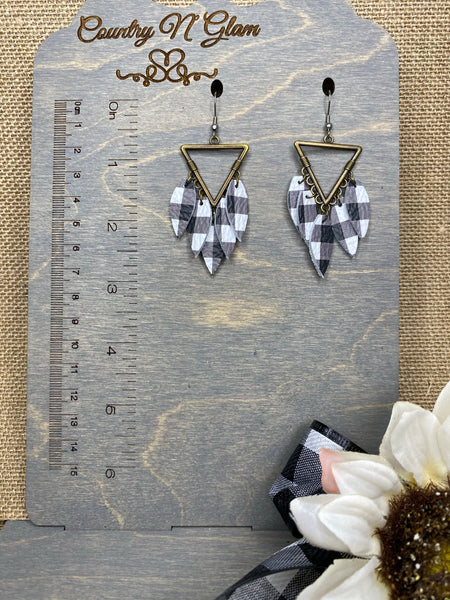 B&W Buffalo plaid bronze triangle chandeliers